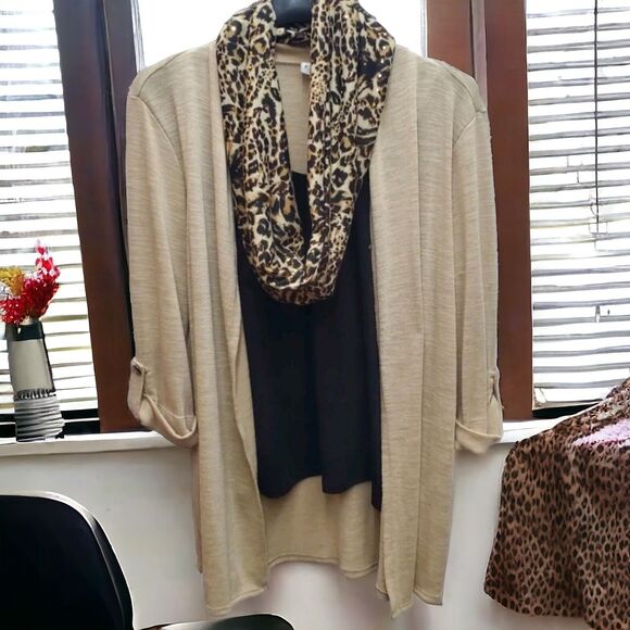 Kim Rogers Lagenlook Sweater Womens Large Black Beige Animal Print Scarf - Picture 1 of 11